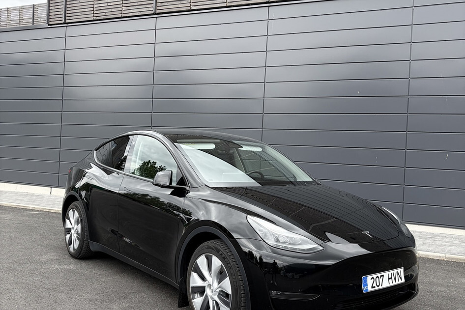 Tesla Model Y, 2022, 153 kW, electric, automatic, four-wheel drive