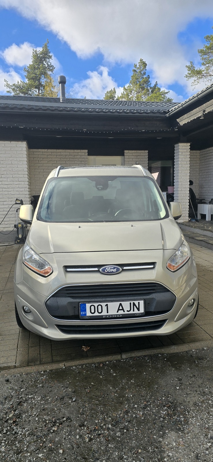 Ford Tourneo Connect 2015, photo 2/19