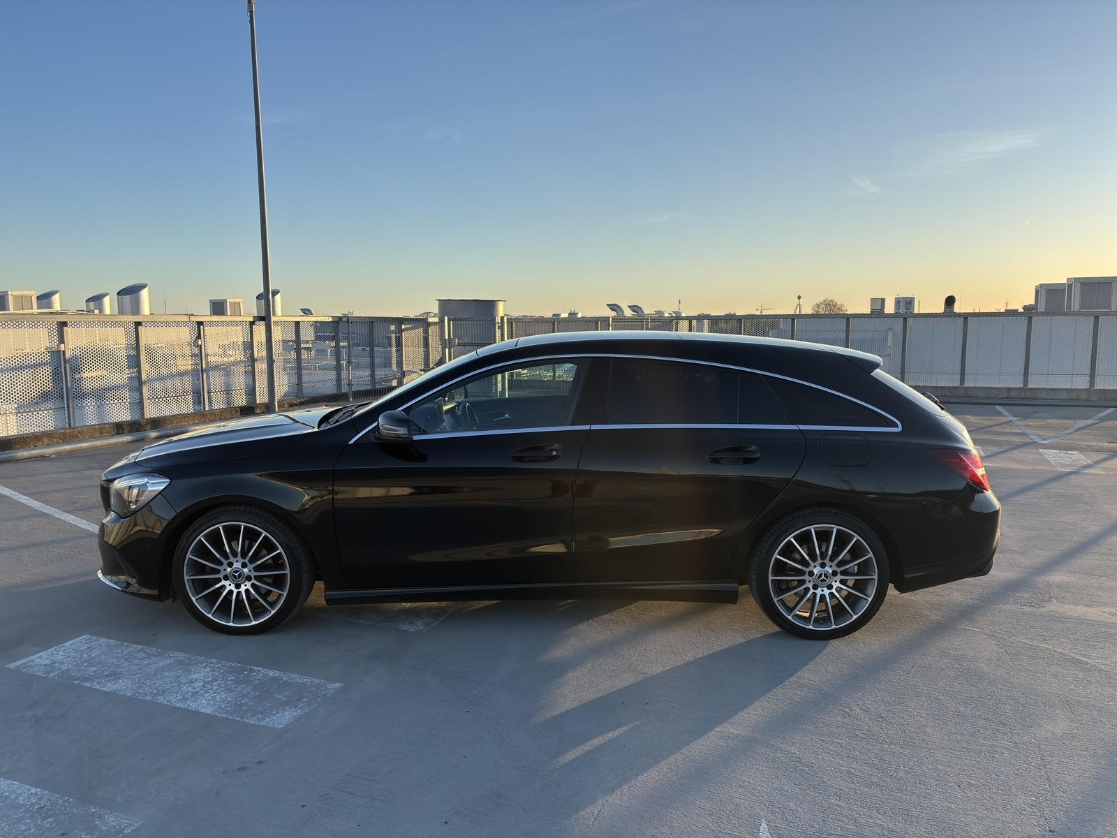 Mercedes-Benz CLA 220 2017, photo 2/16