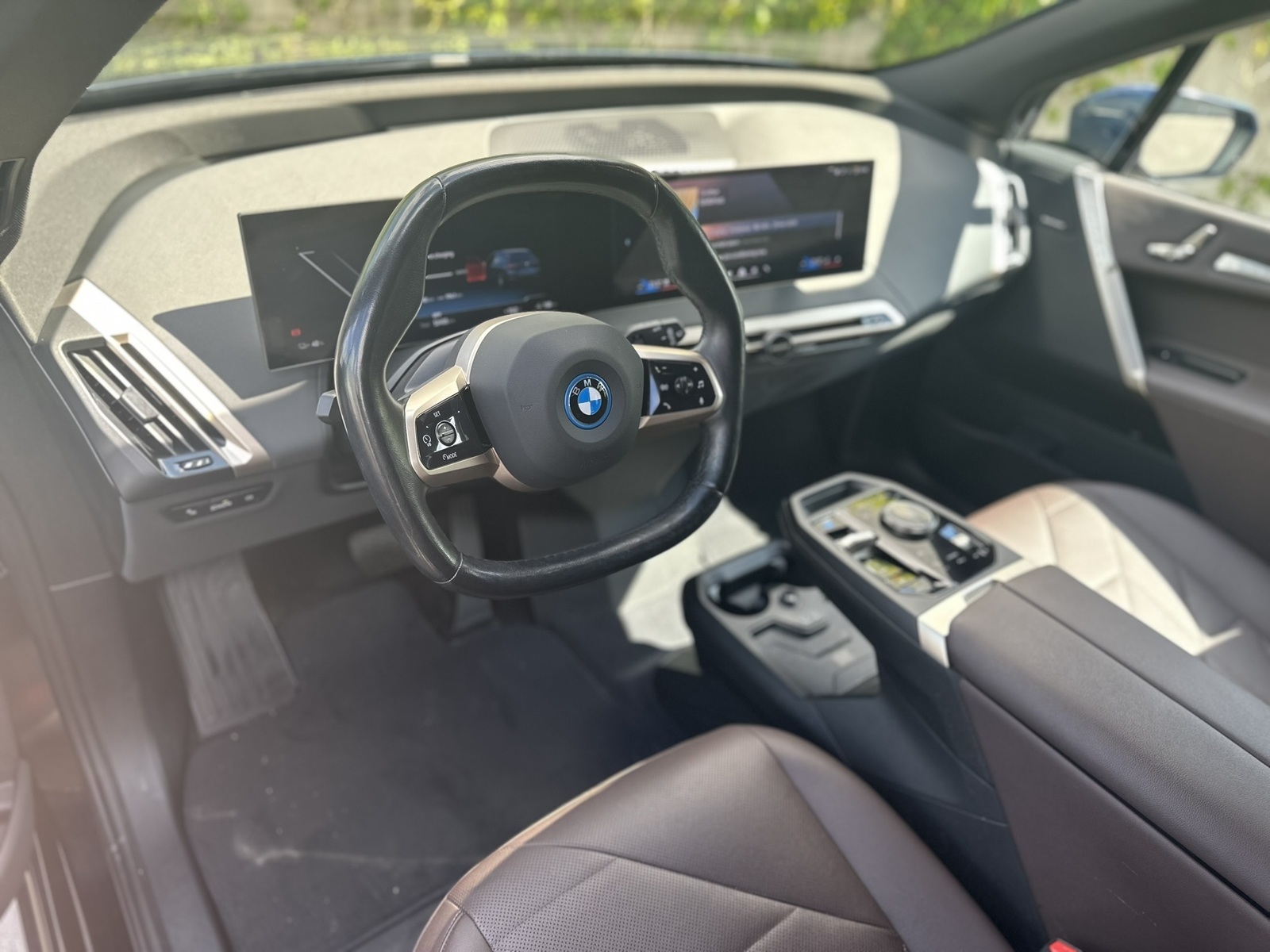 BMW iX 2023, kuva 4/10