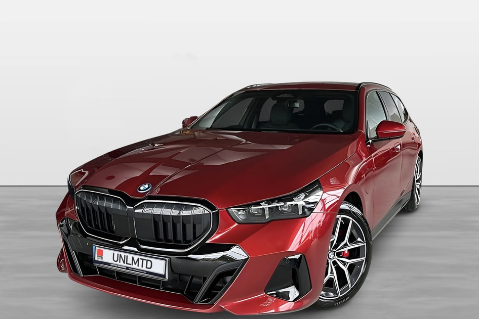 BMW 530, 2026, 2.0, гибрид (бензин/электричество), автомат, полный привод