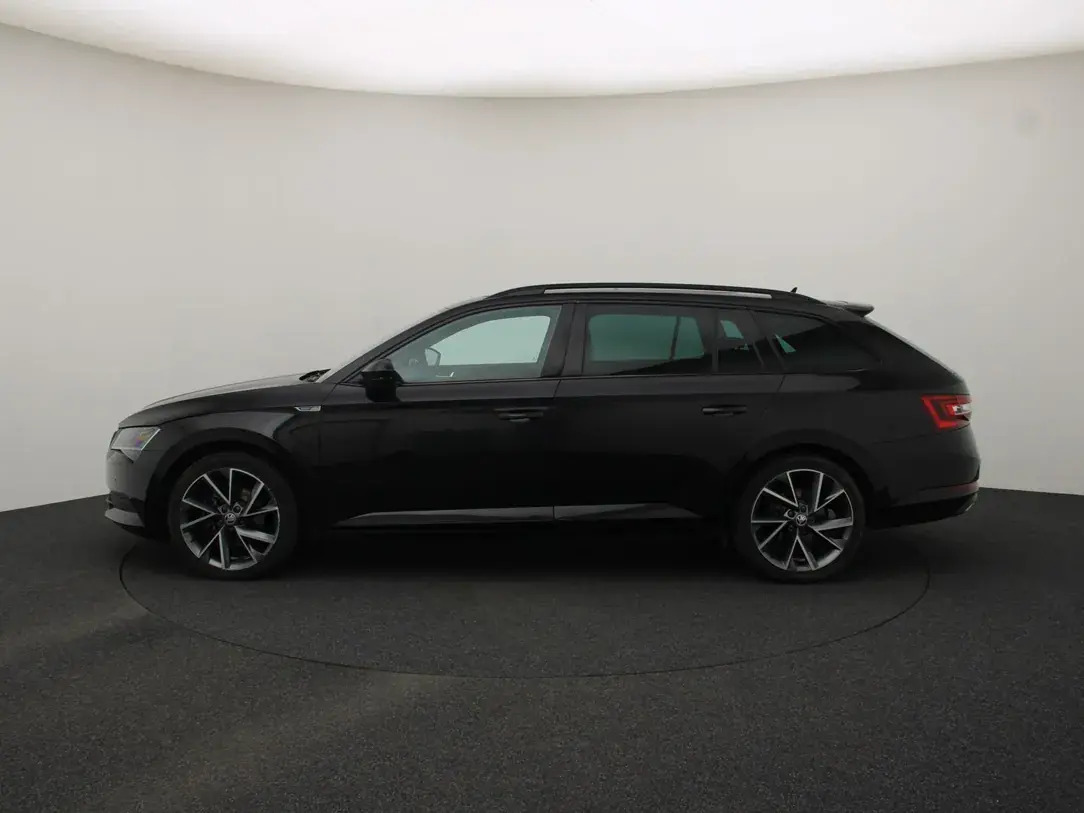 Škoda Superb 2019, kuva 6/10