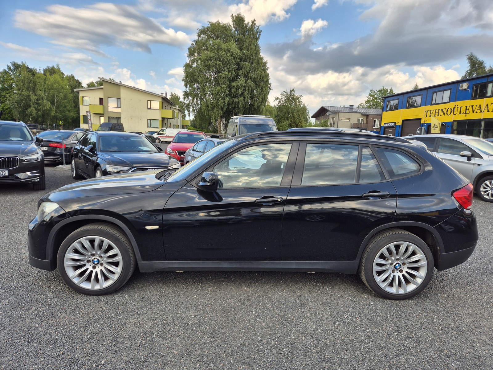 BMW X1 2010, kuva 7/10