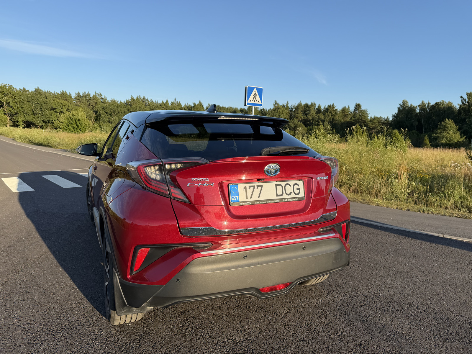 Toyota C-HR 2019, photo 3/5