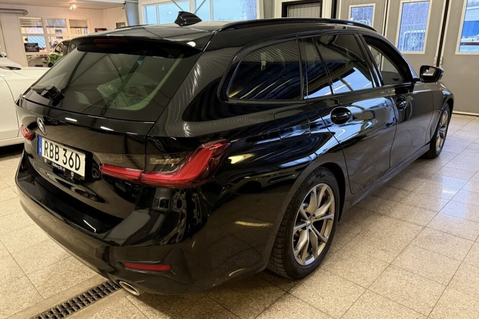 BMW 330, 2020, 215 kW, подключаемый гибрид (бензин/электричество), автомат, задний привод