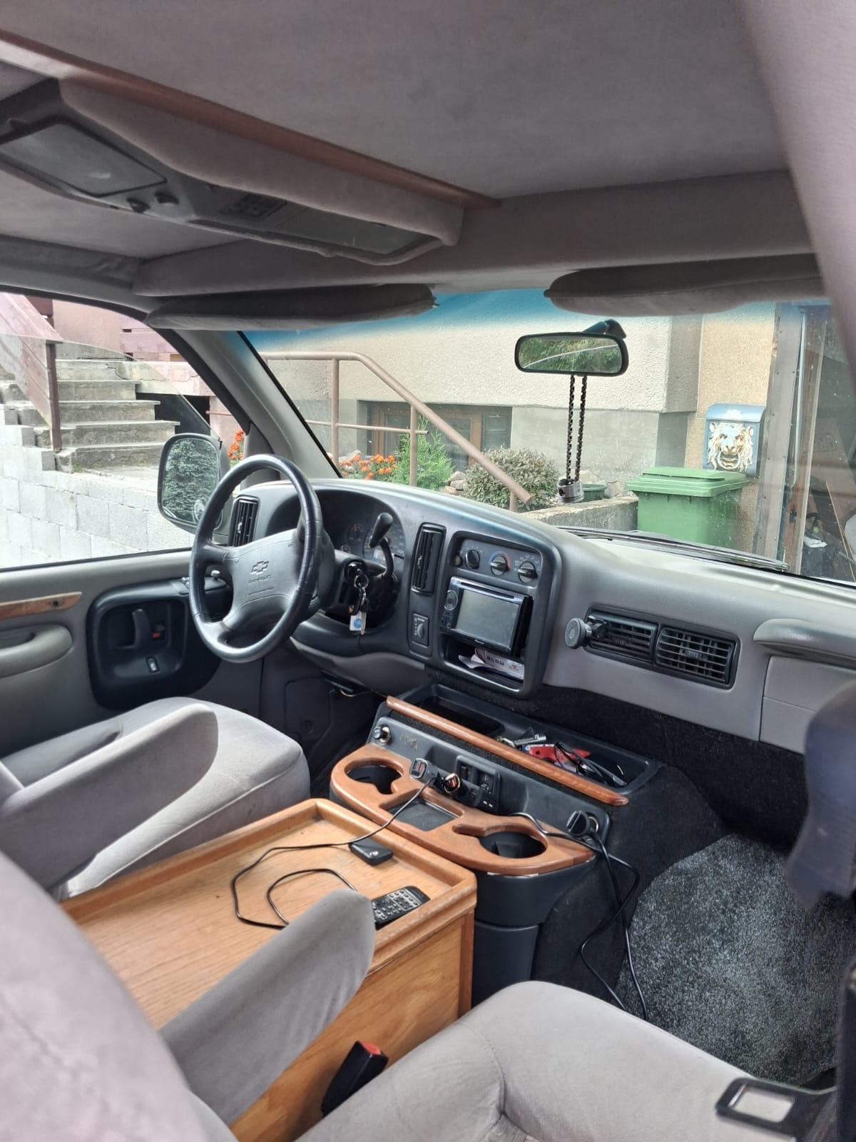 Chevrolet Chevy Van 1997, kuva 5/10