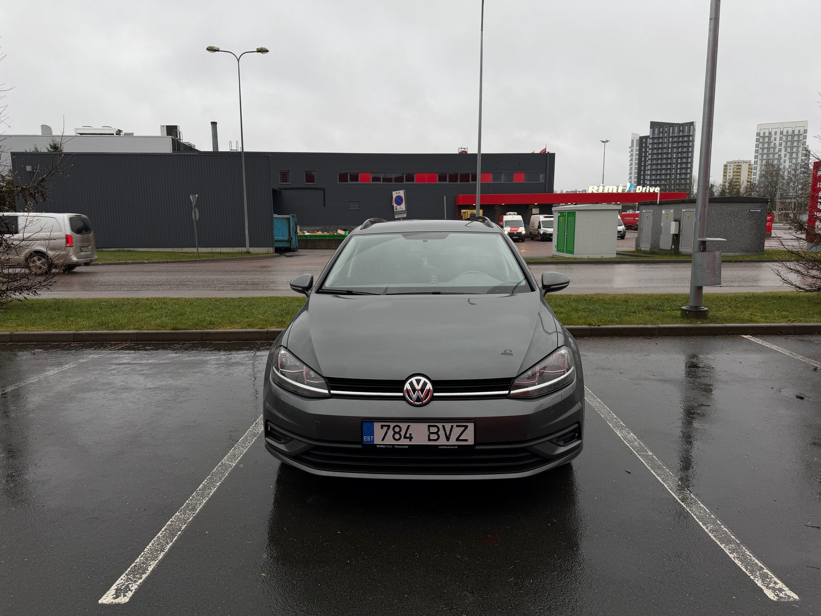 Volkswagen Golf 2018, kuva 2/10