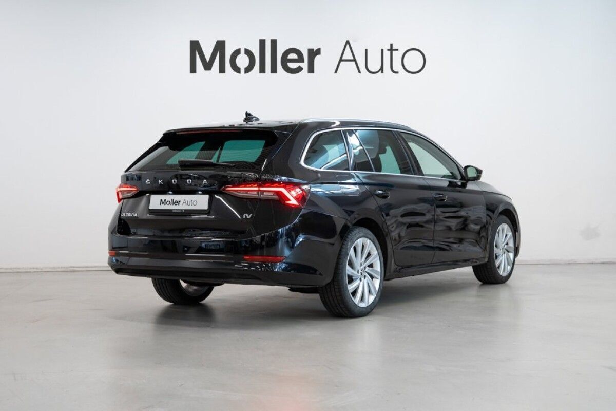 Škoda Octavia 2022, photo 7/34