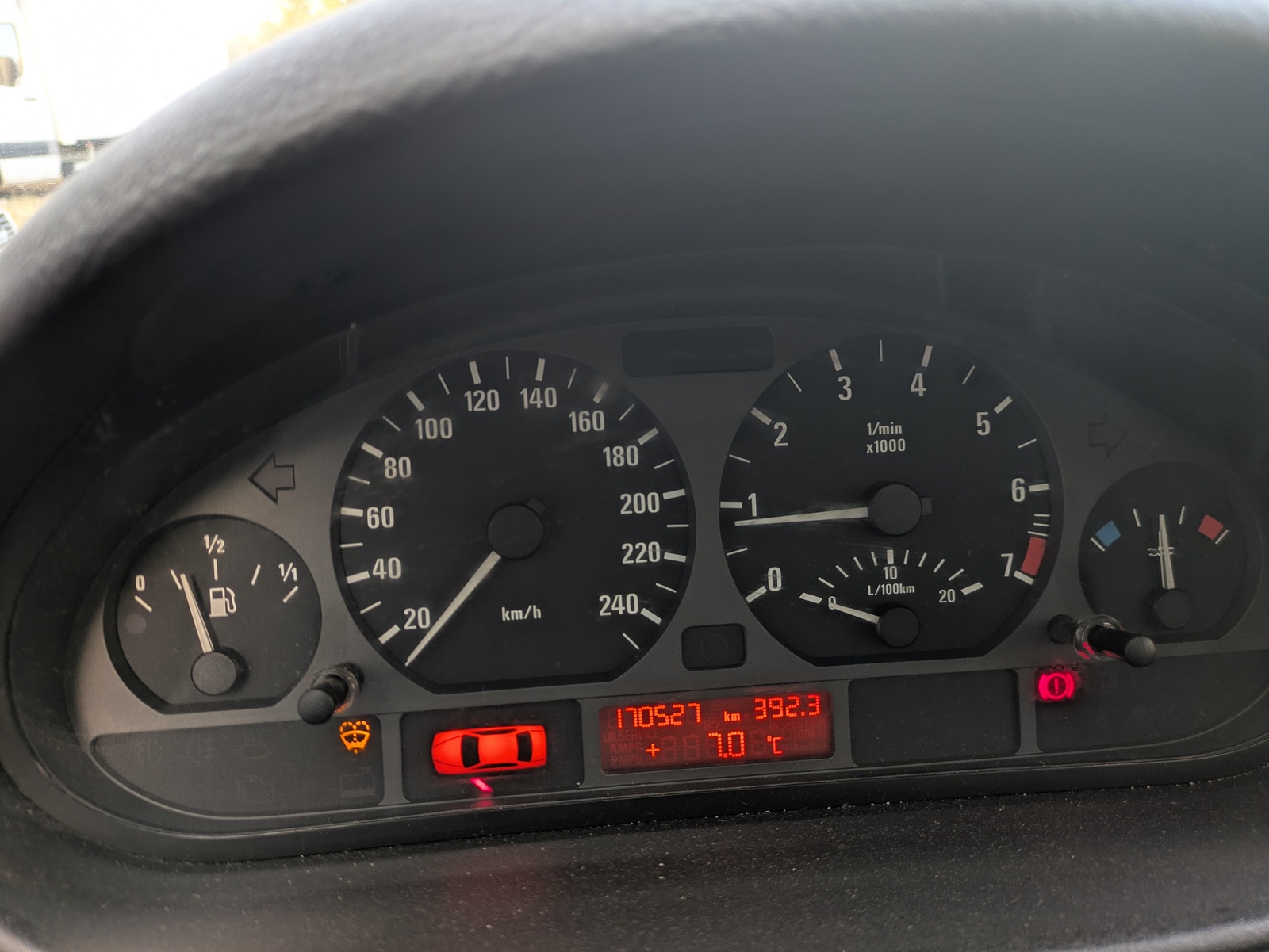 BMW 318 2004, kuva 7/14