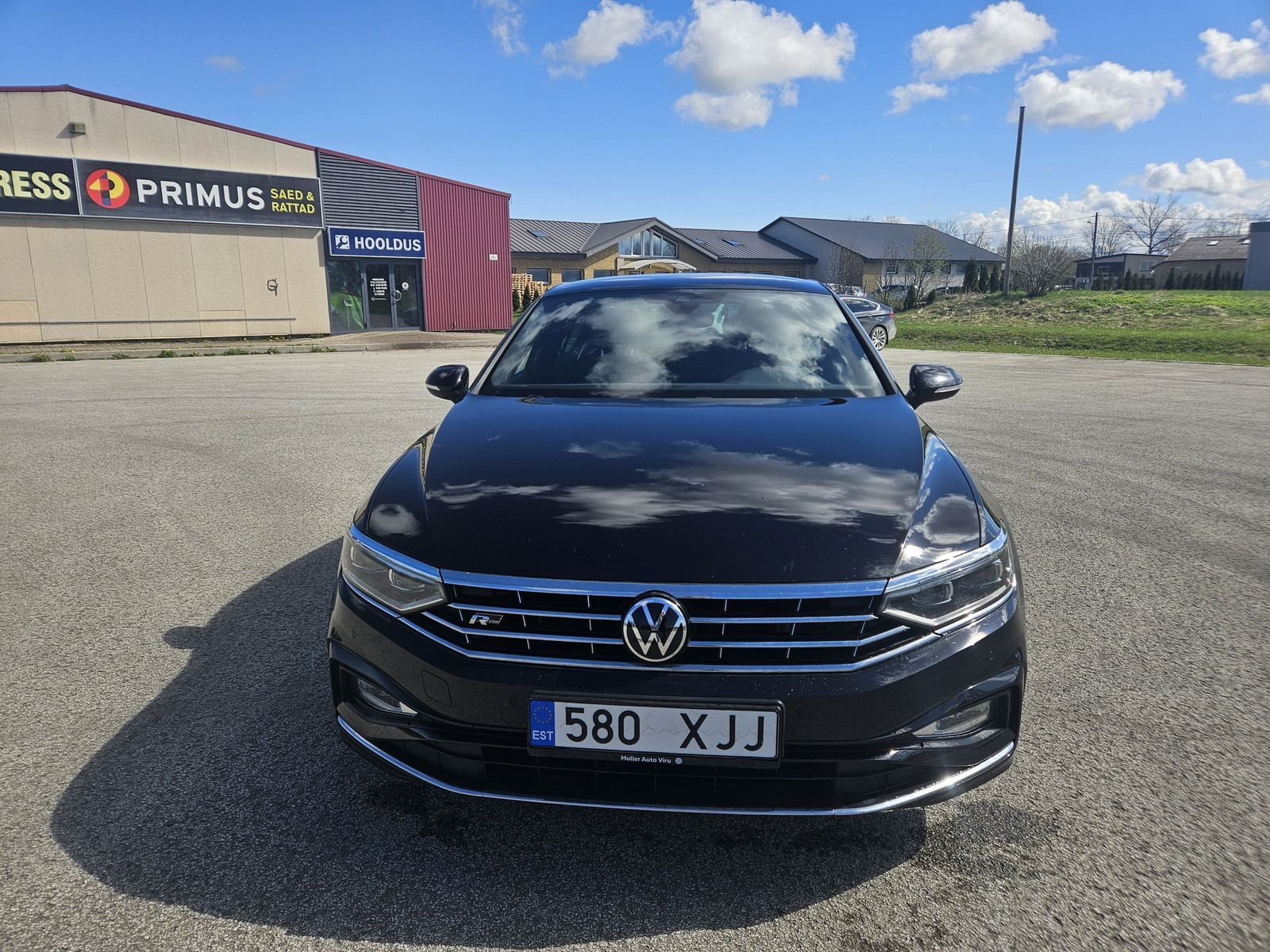 Volkswagen Passat 2021, photo 2/5