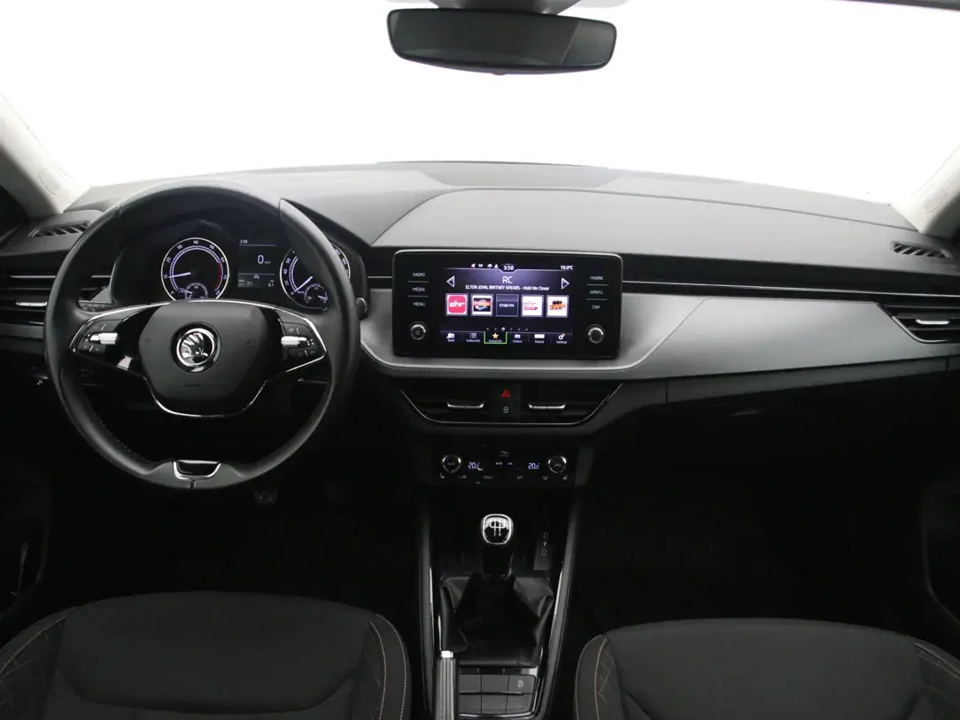 Škoda Scala 2023, photo 2/10