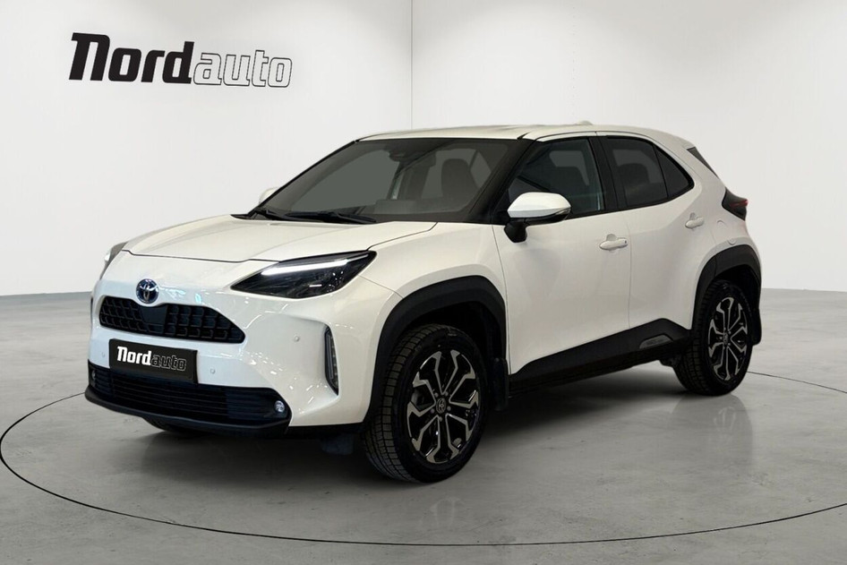 Toyota Yaris Cross, 2023, 1.5, 68 kW, hybrid (petrol/electric), automatic, front-wheel drive