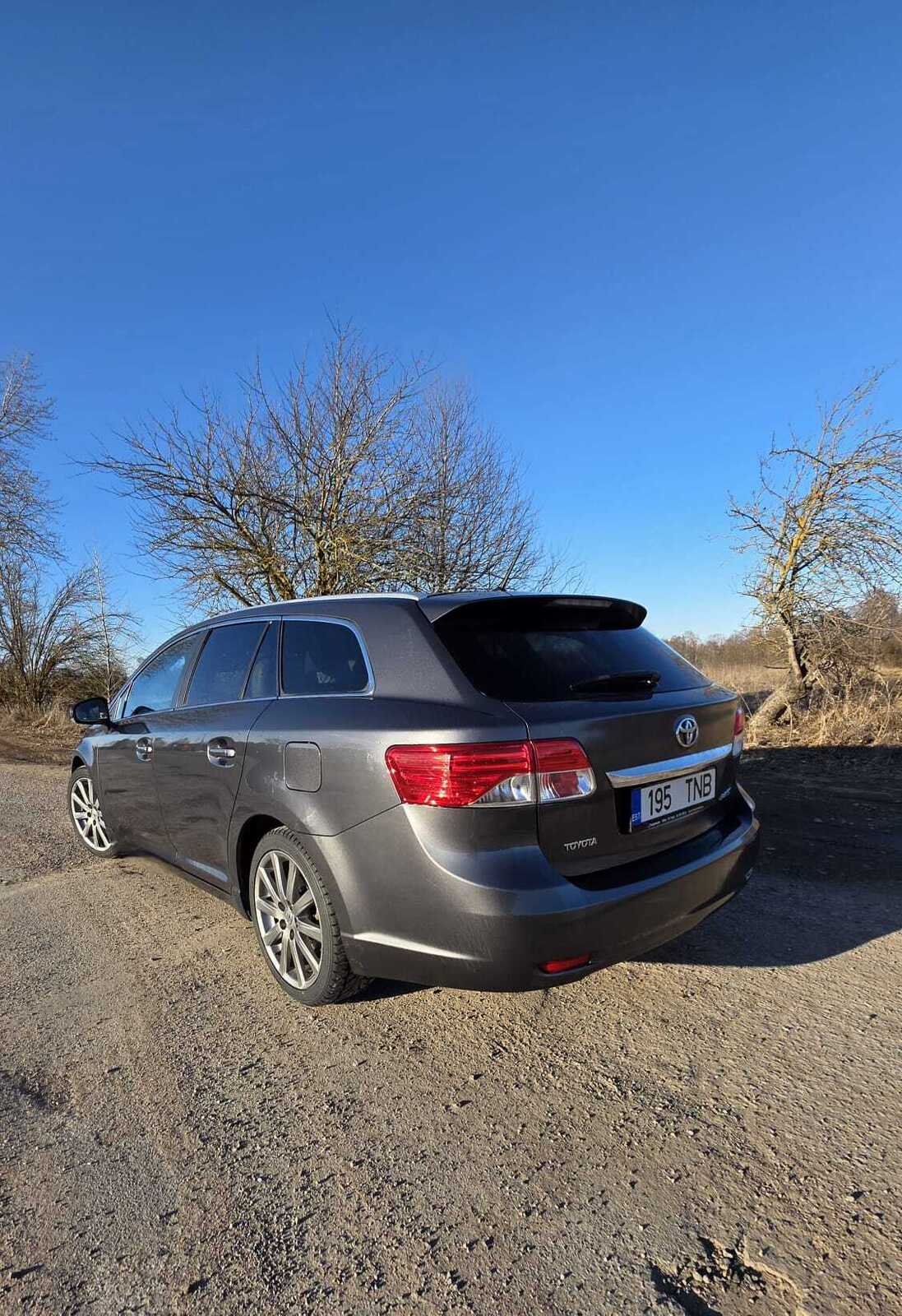 Toyota Avensis 2014, photo 4/7