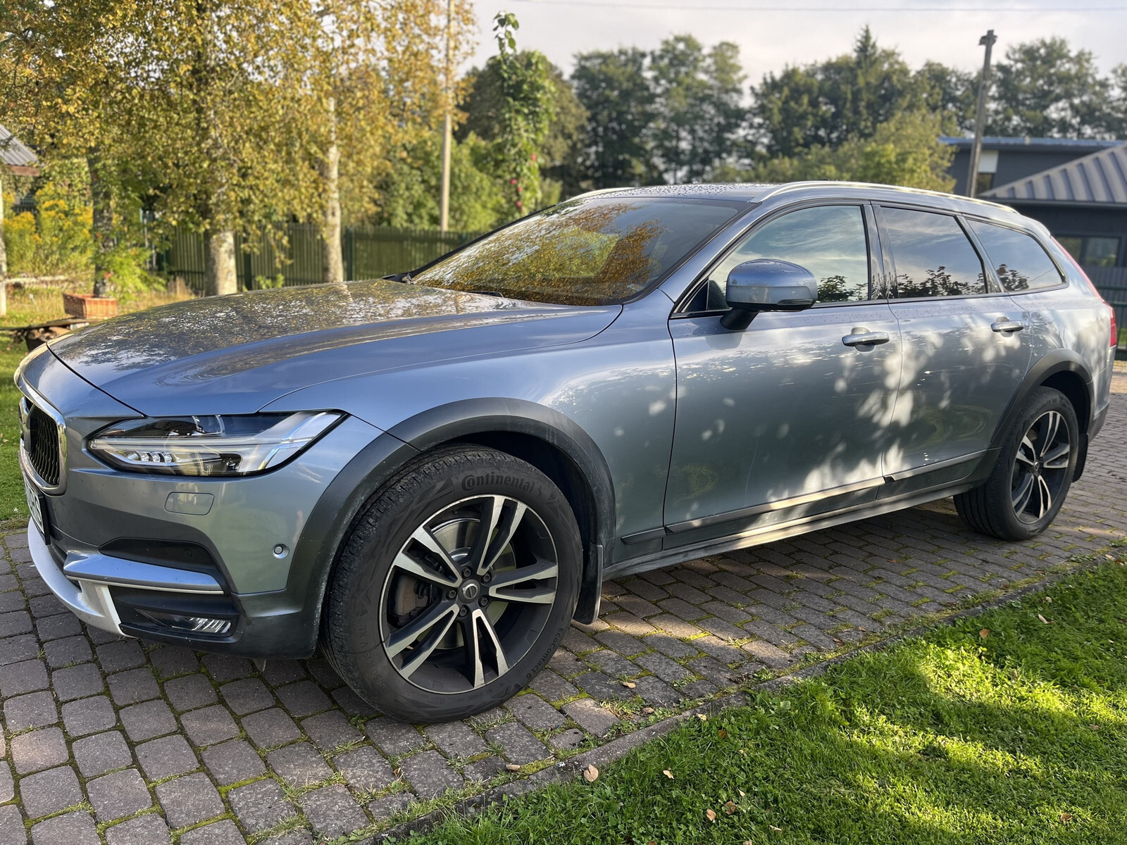 Volvo V90 Cross Country 2017, kuva 2/14
