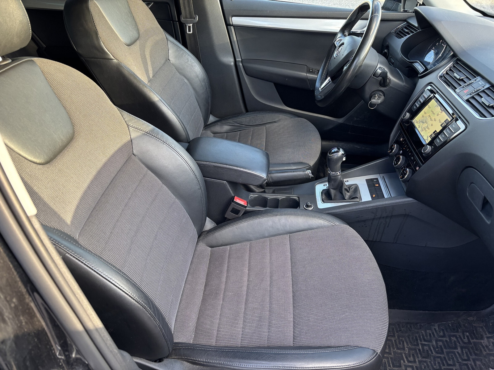 Škoda Octavia 2015, photo 7/12