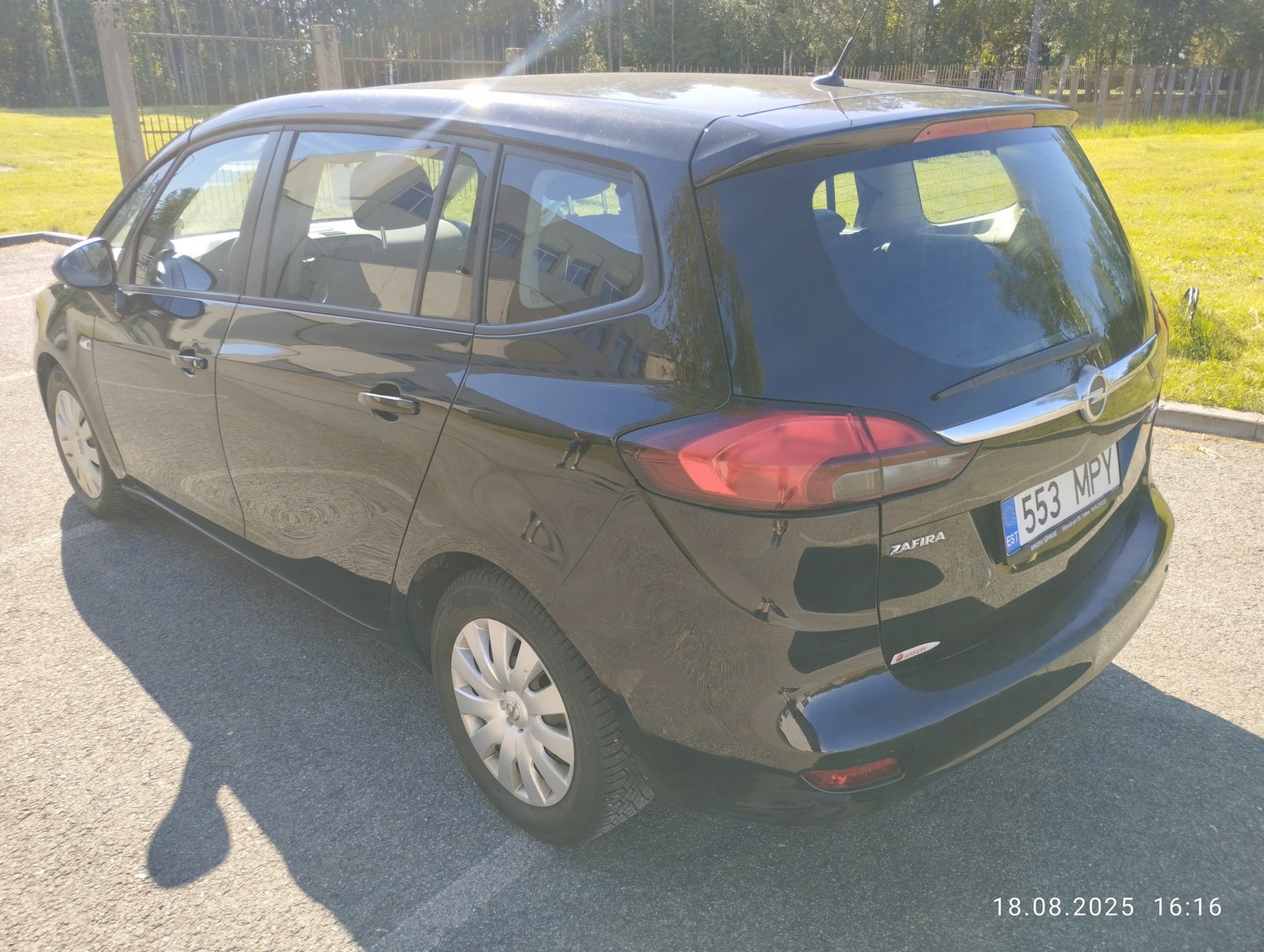 Opel Zafira 2016, photo 6/14