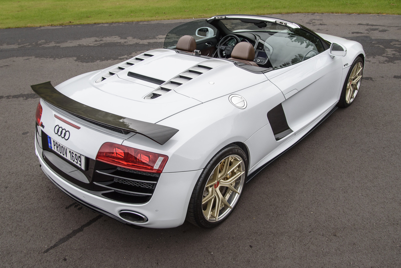 Audi R8 2011, photo 2/31
