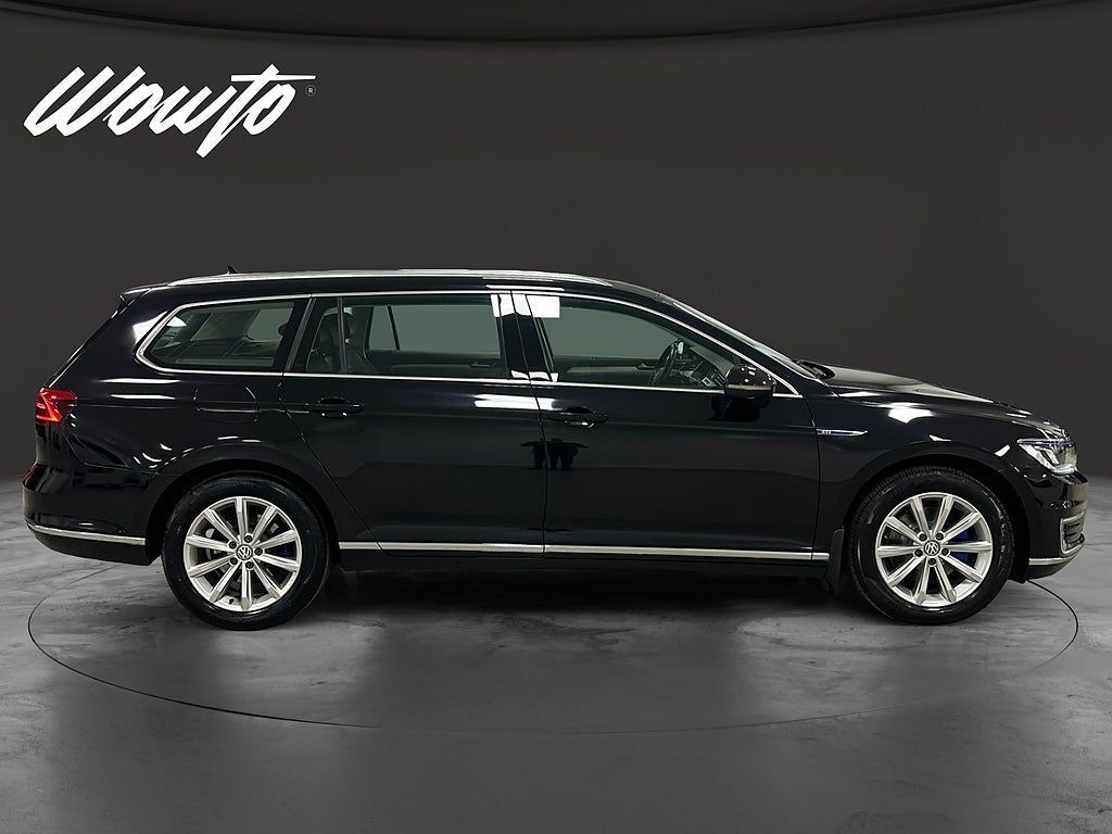 Volkswagen Passat 2016, photo 2/23