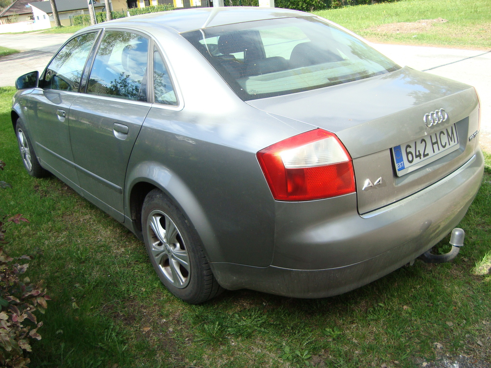 Audi A4 2004, photo 2/3