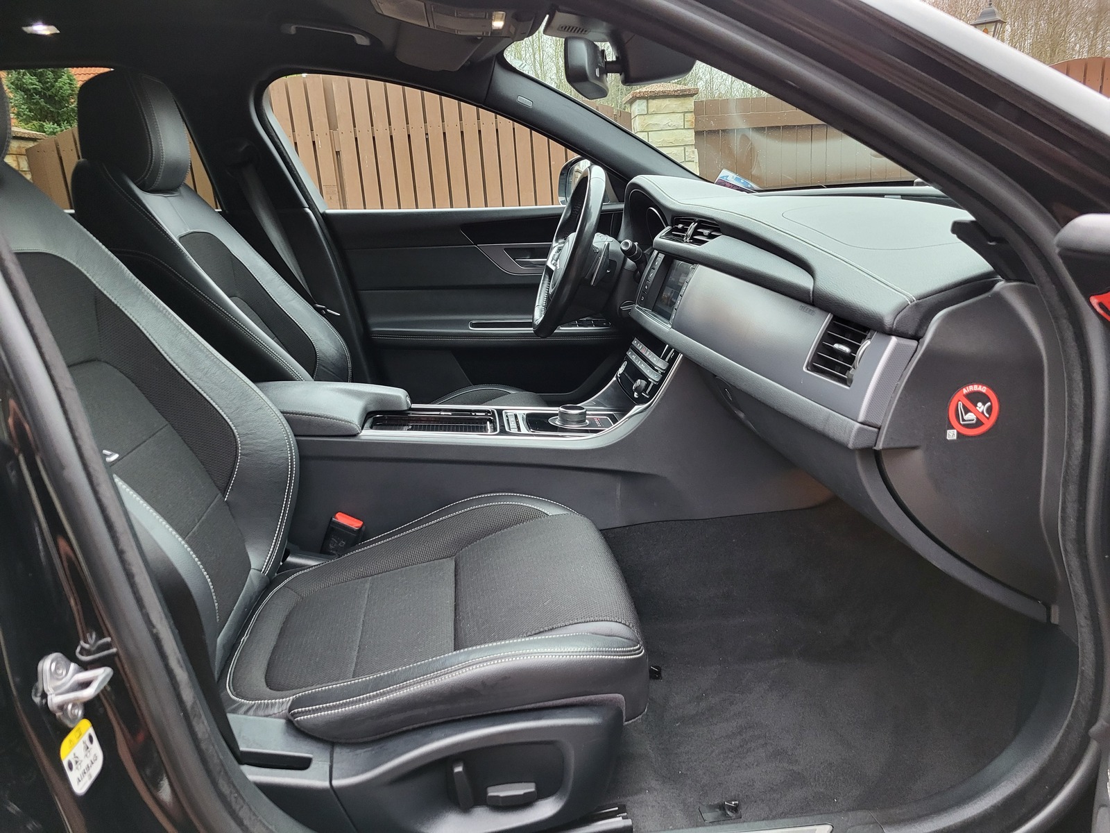 Jaguar XF 2018, kuva 5/31