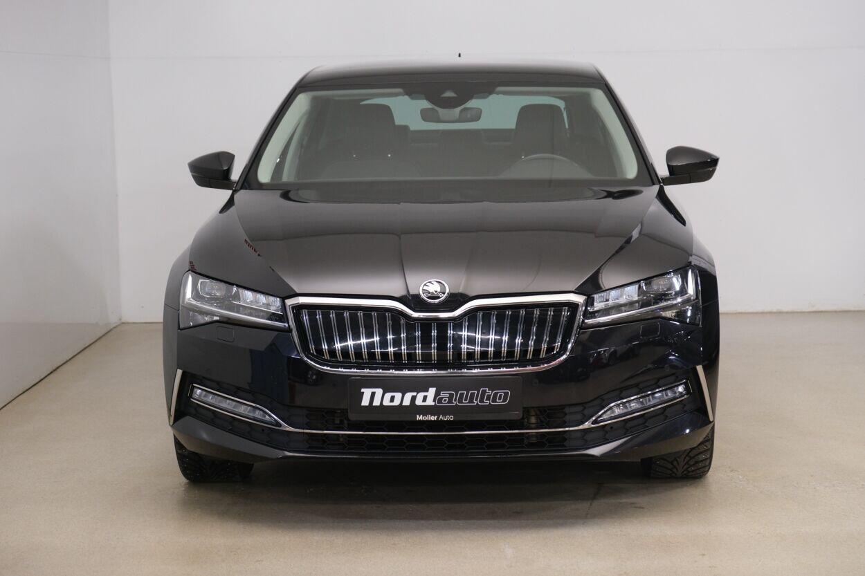 Škoda Superb 2020, photo 3/13