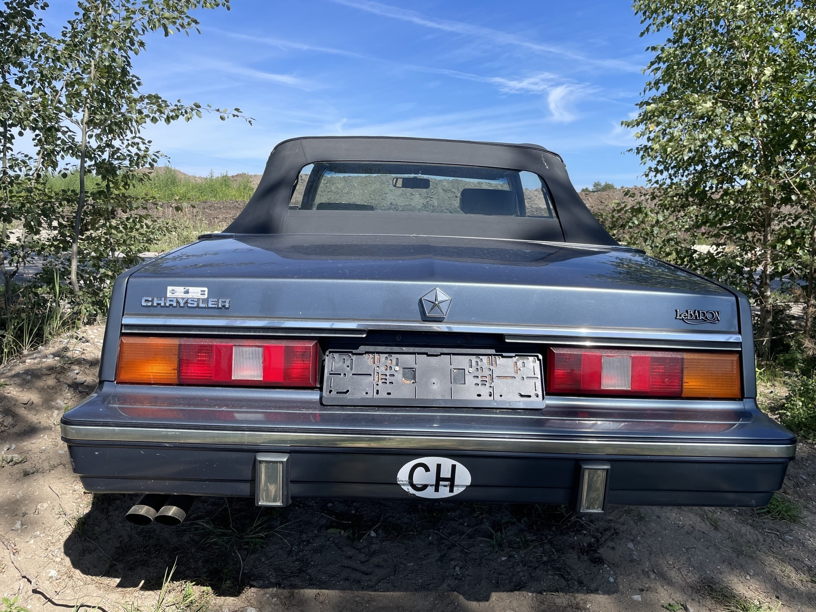 Chrysler Le Baron 1985, photo 6/25
