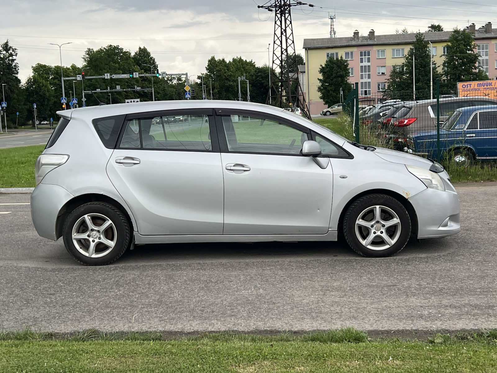 Toyota Verso 2010, photo 5/10