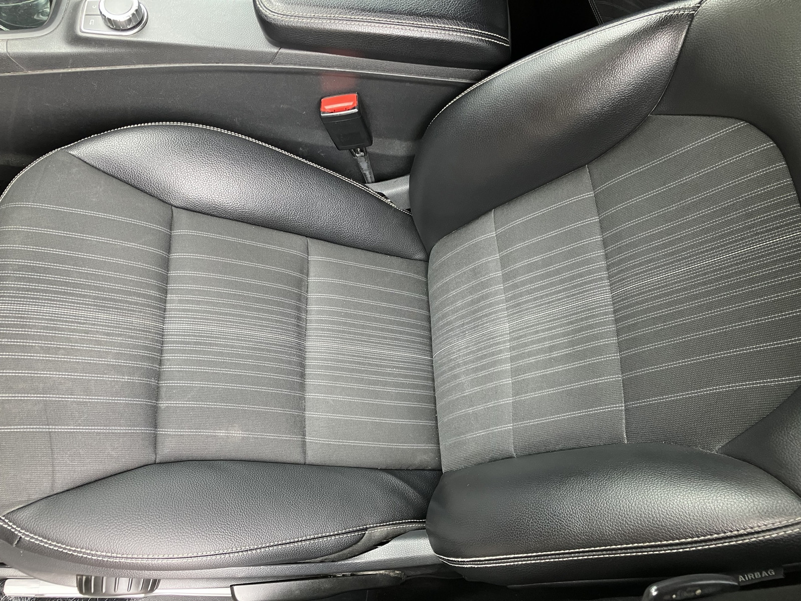 Mercedes-Benz B 180 2012, kuva 6/9