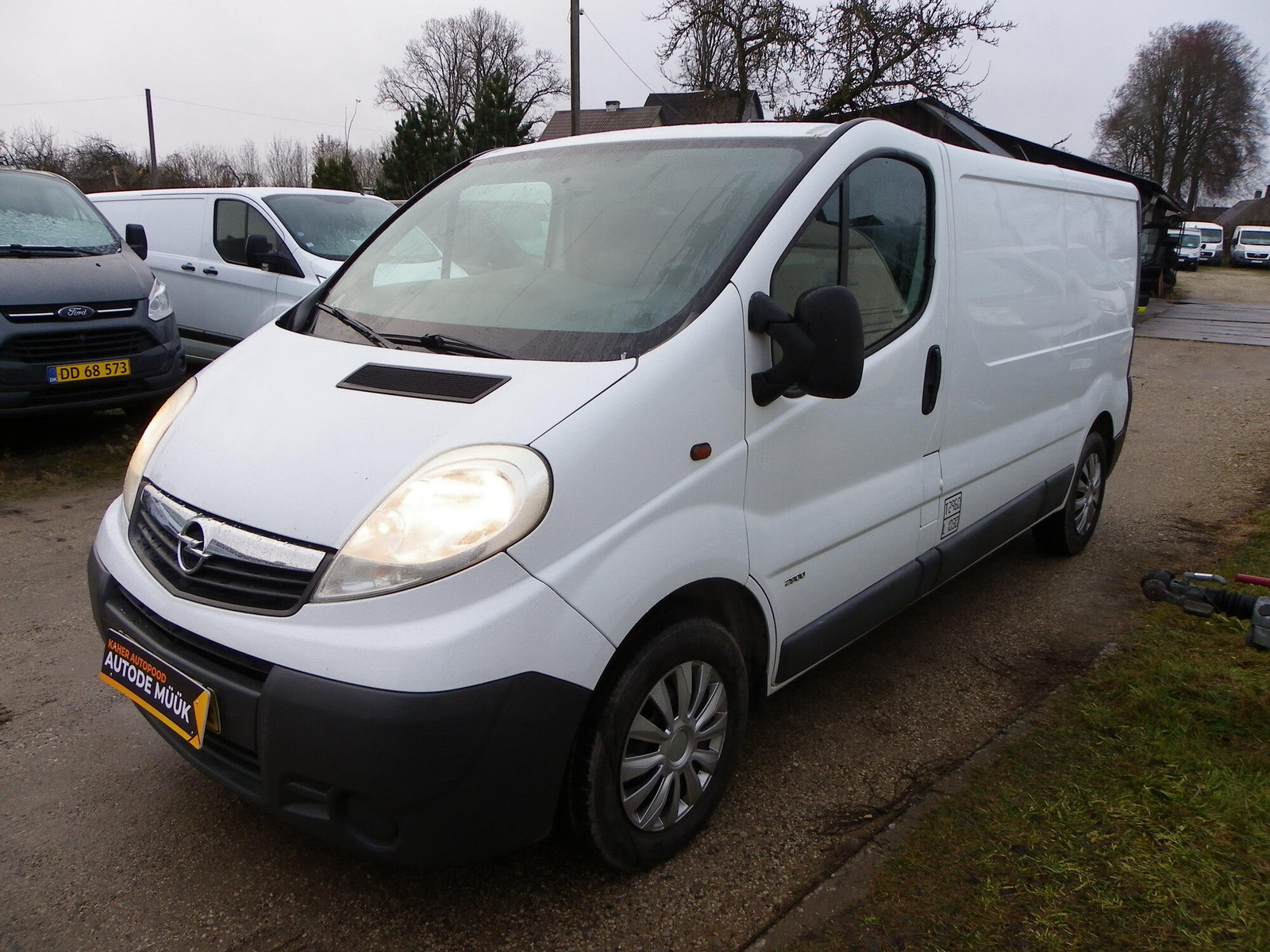 Opel Vivaro LONG 2011, photo 3/17