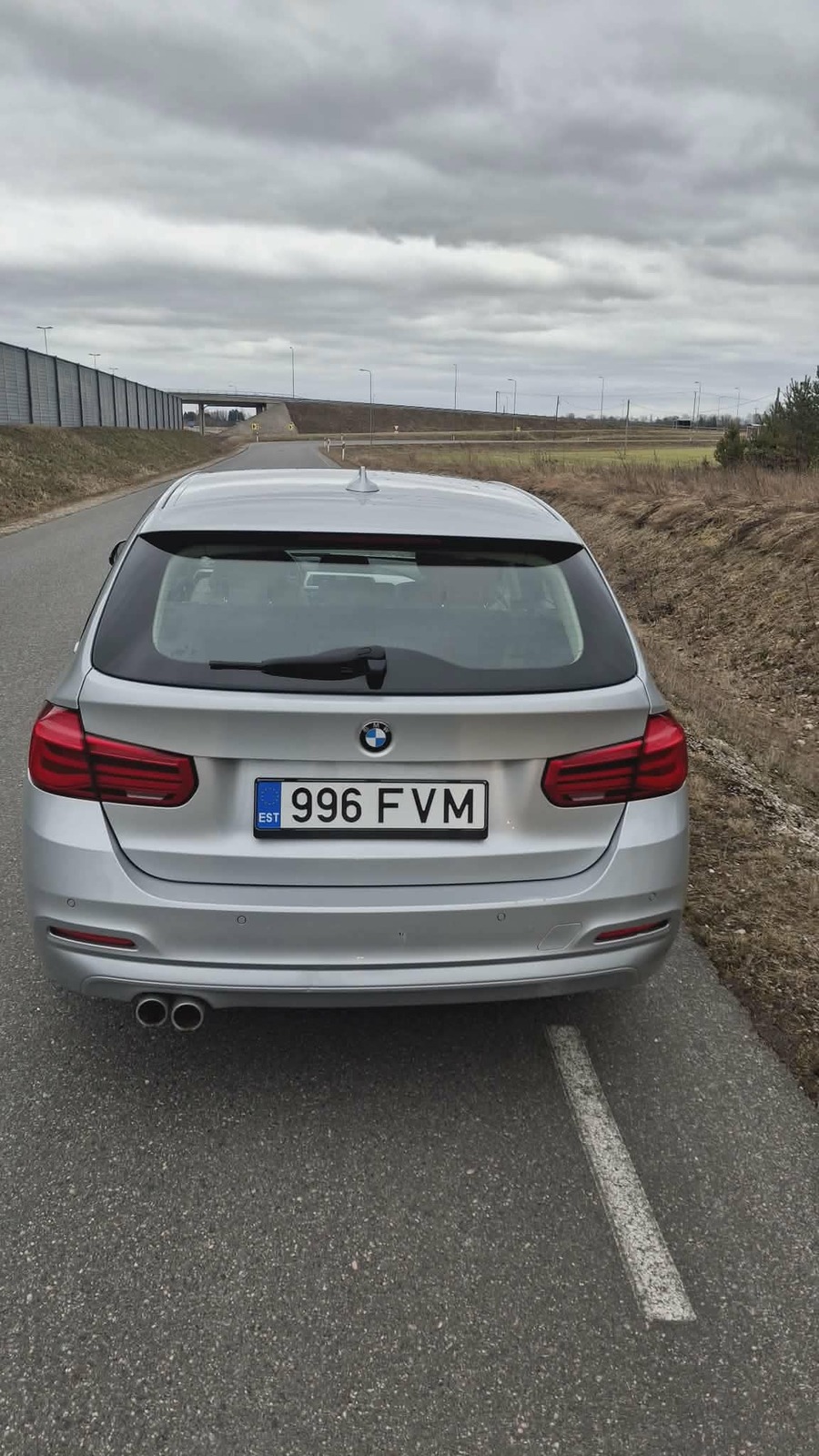 BMW 320 2017, kuva 4/9