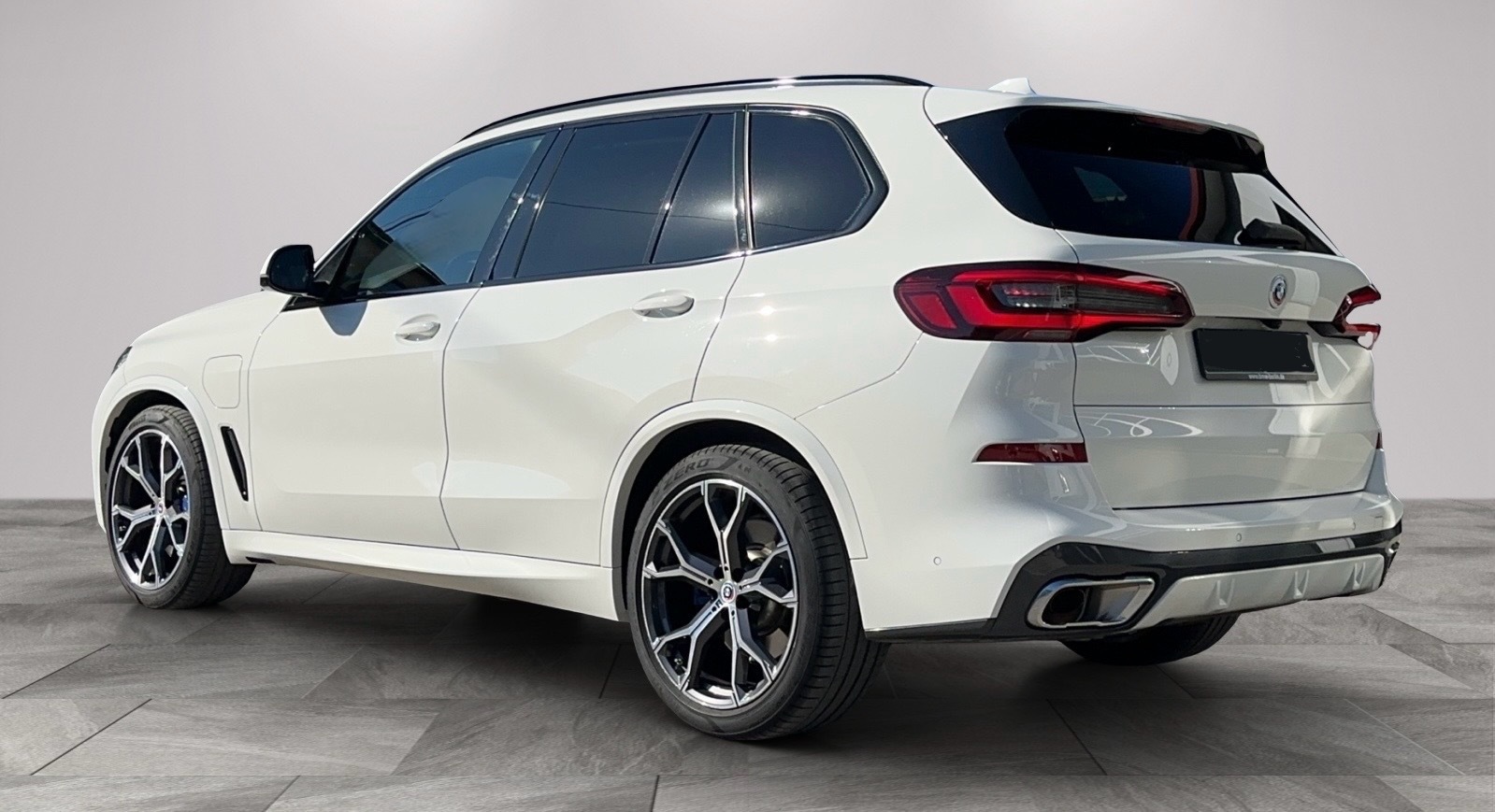 BMW X5 2023, kuva 2/10