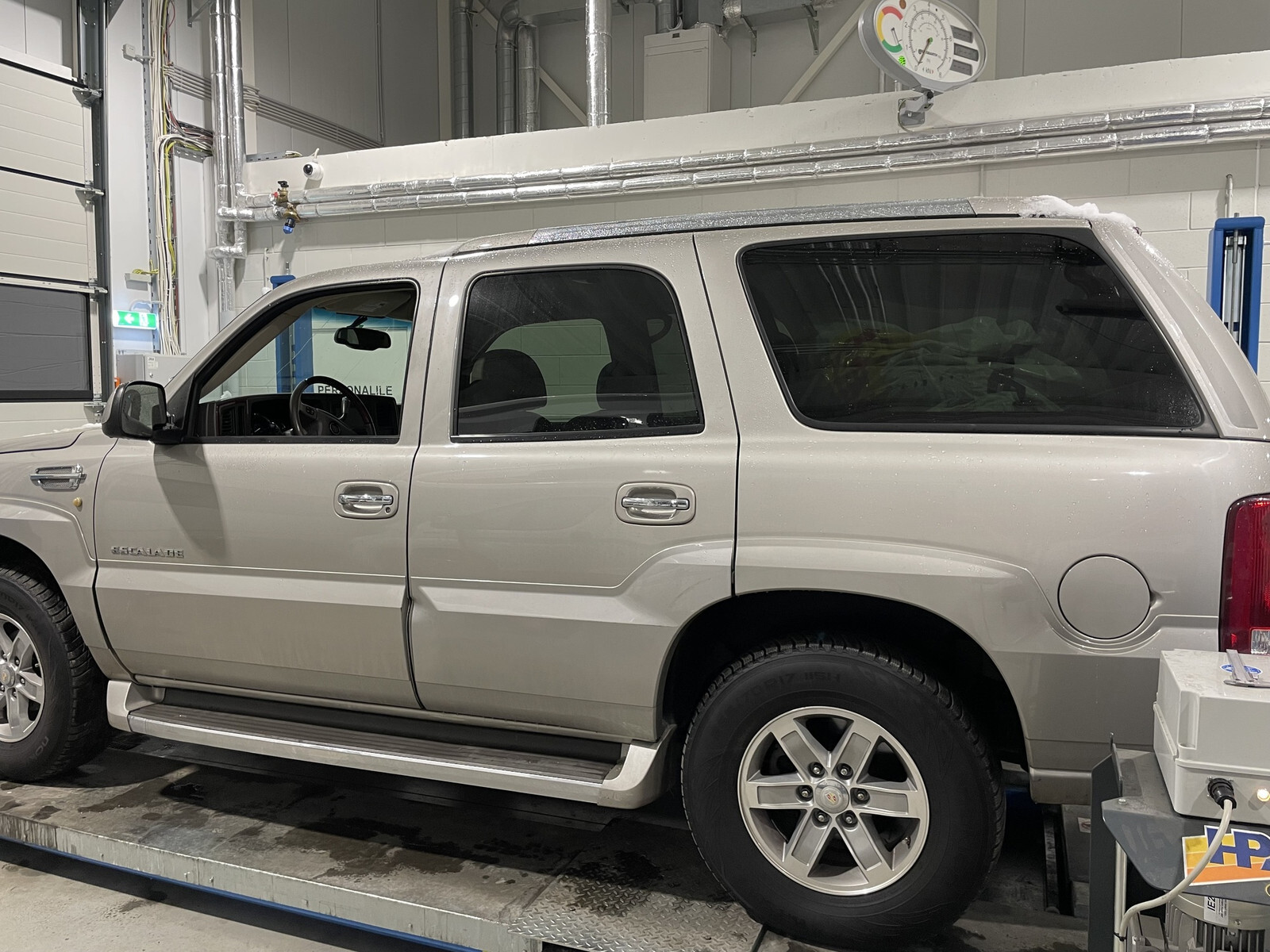 Cadillac Escalade 2005, photo 7/10