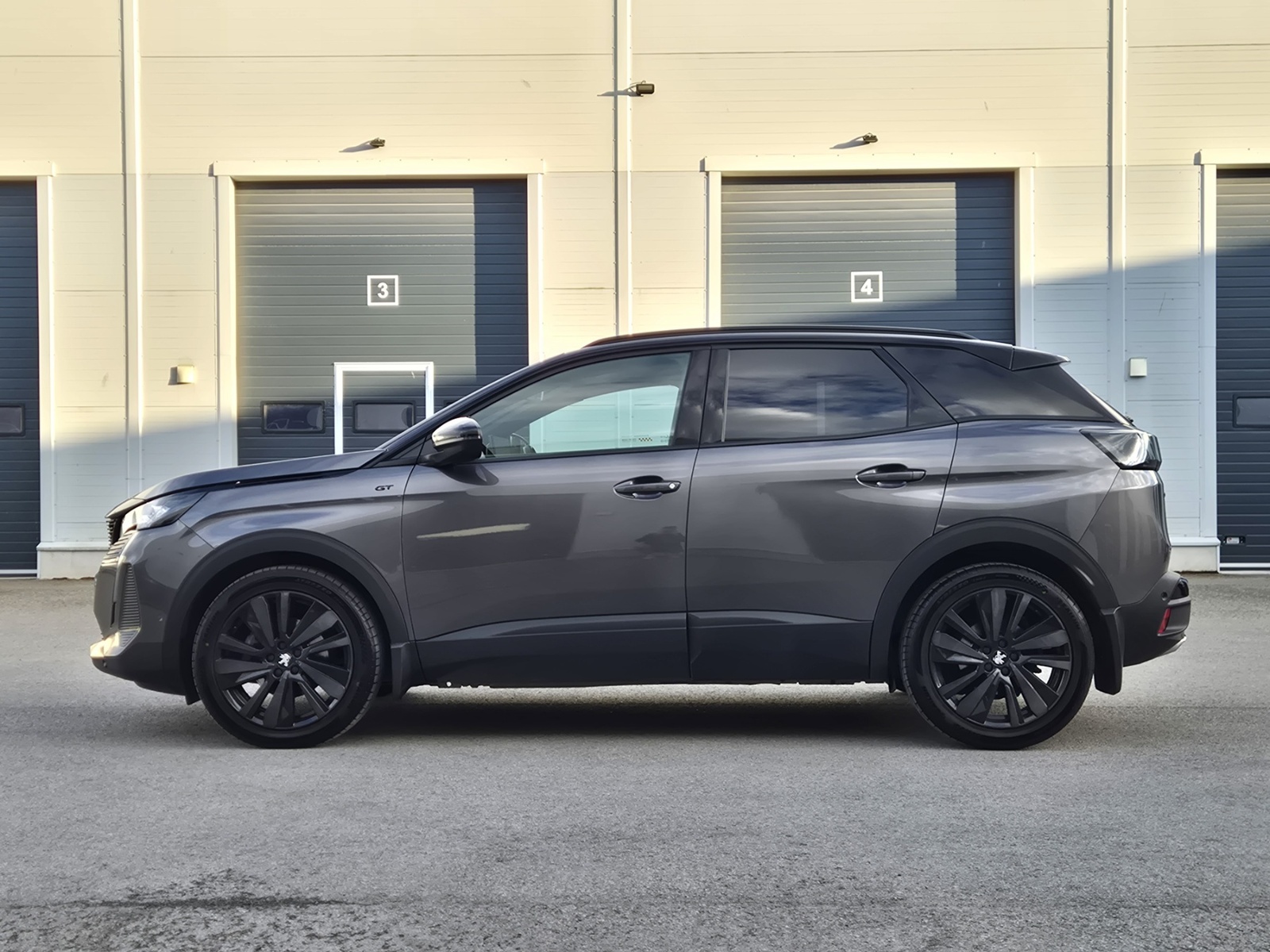 Peugeot 3008 2022, photo 6/13