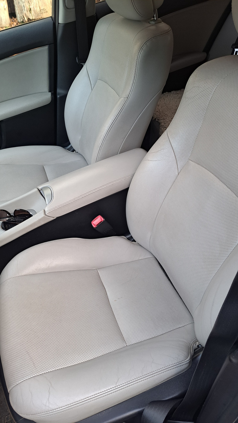 Toyota Avensis 2014, photo 7/8