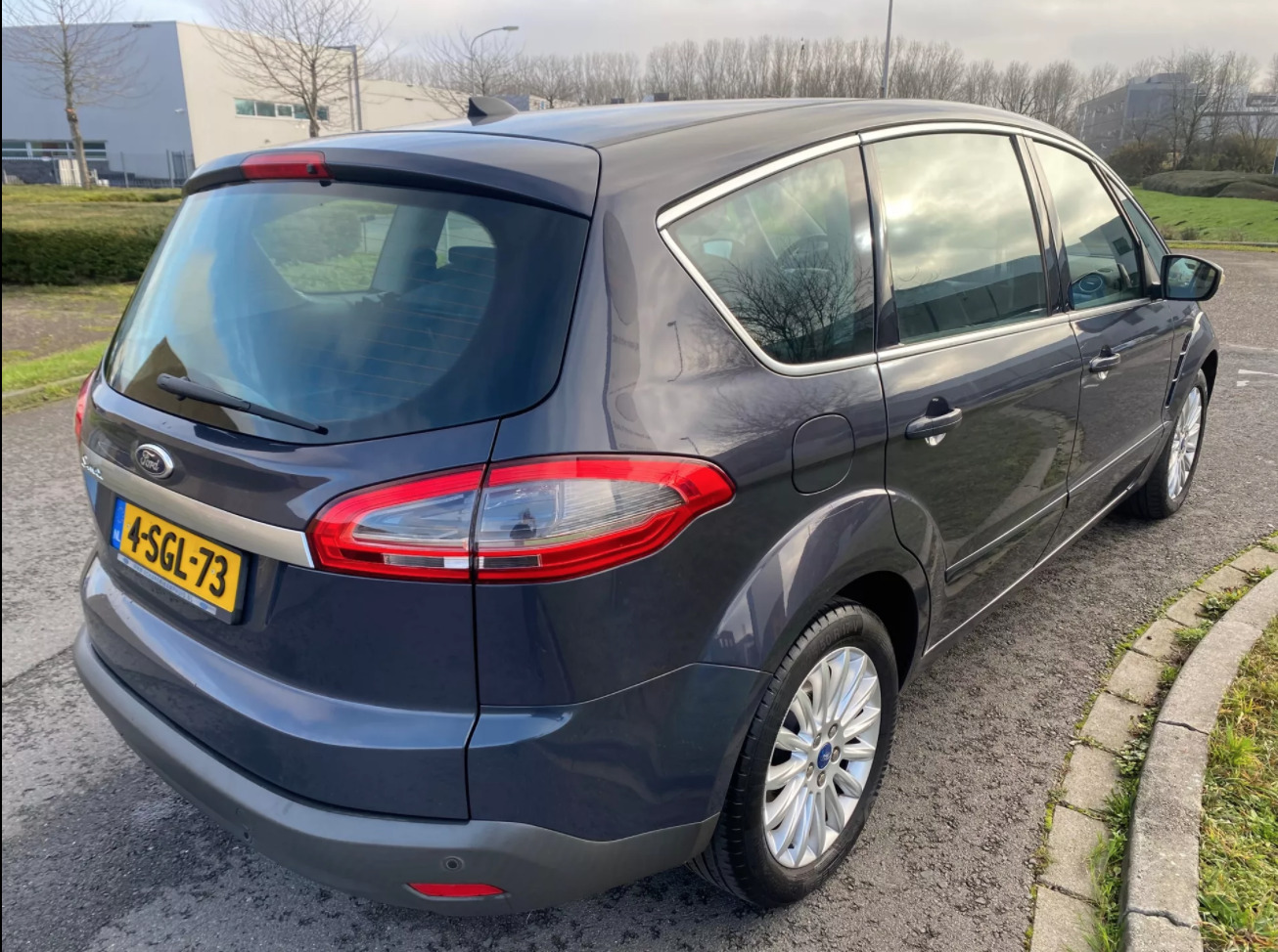 Ford S-Max 2013, photo 4/9