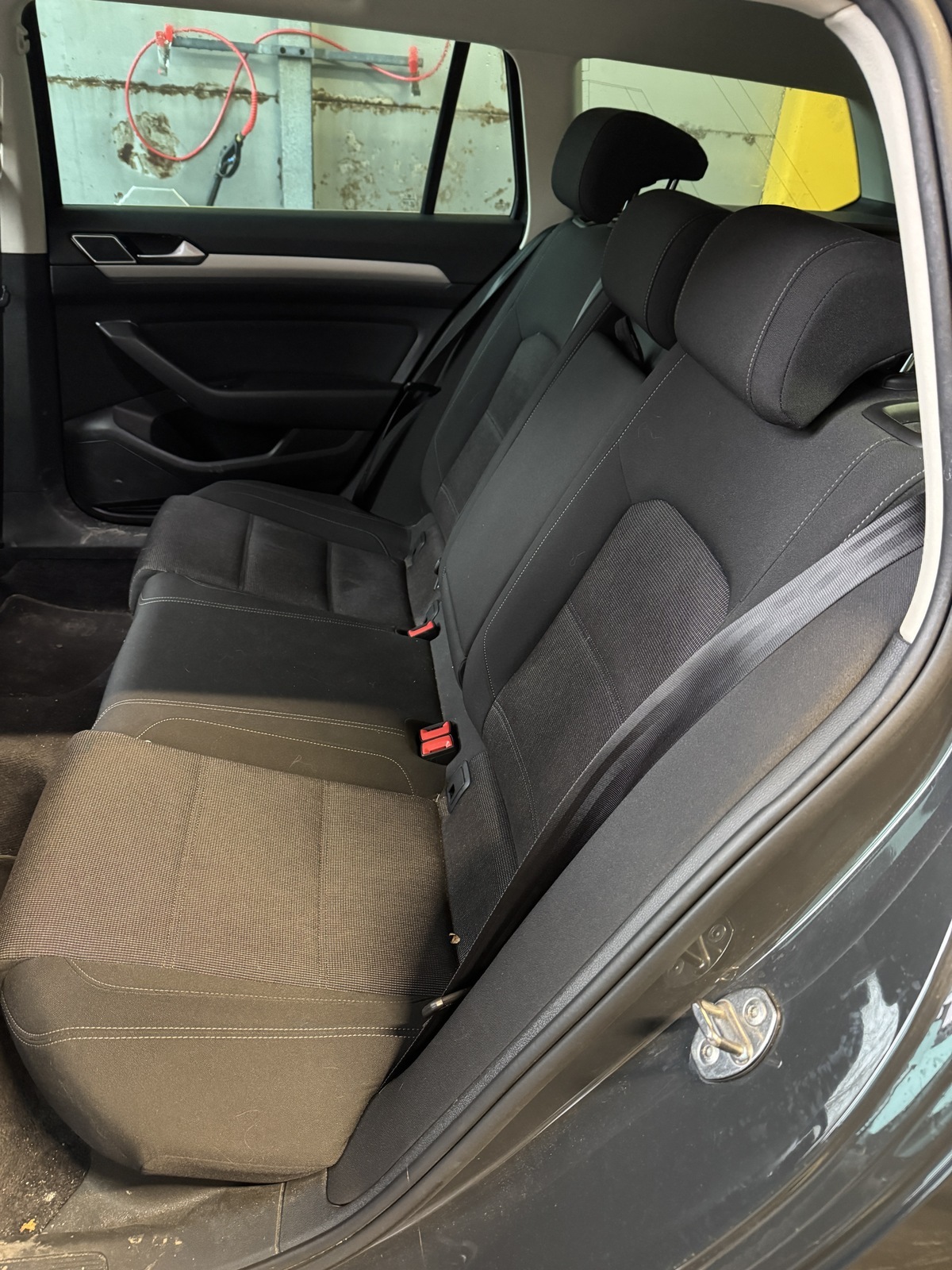 Volkswagen Passat 2018, photo 4/6