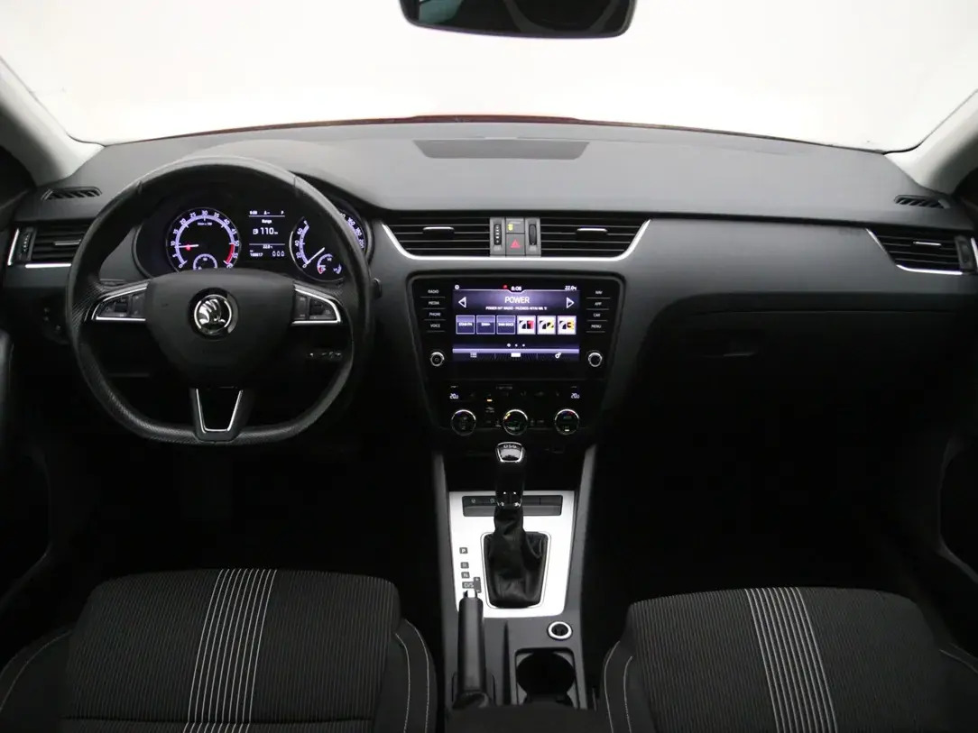 Škoda Octavia 2019, kuva 2/10