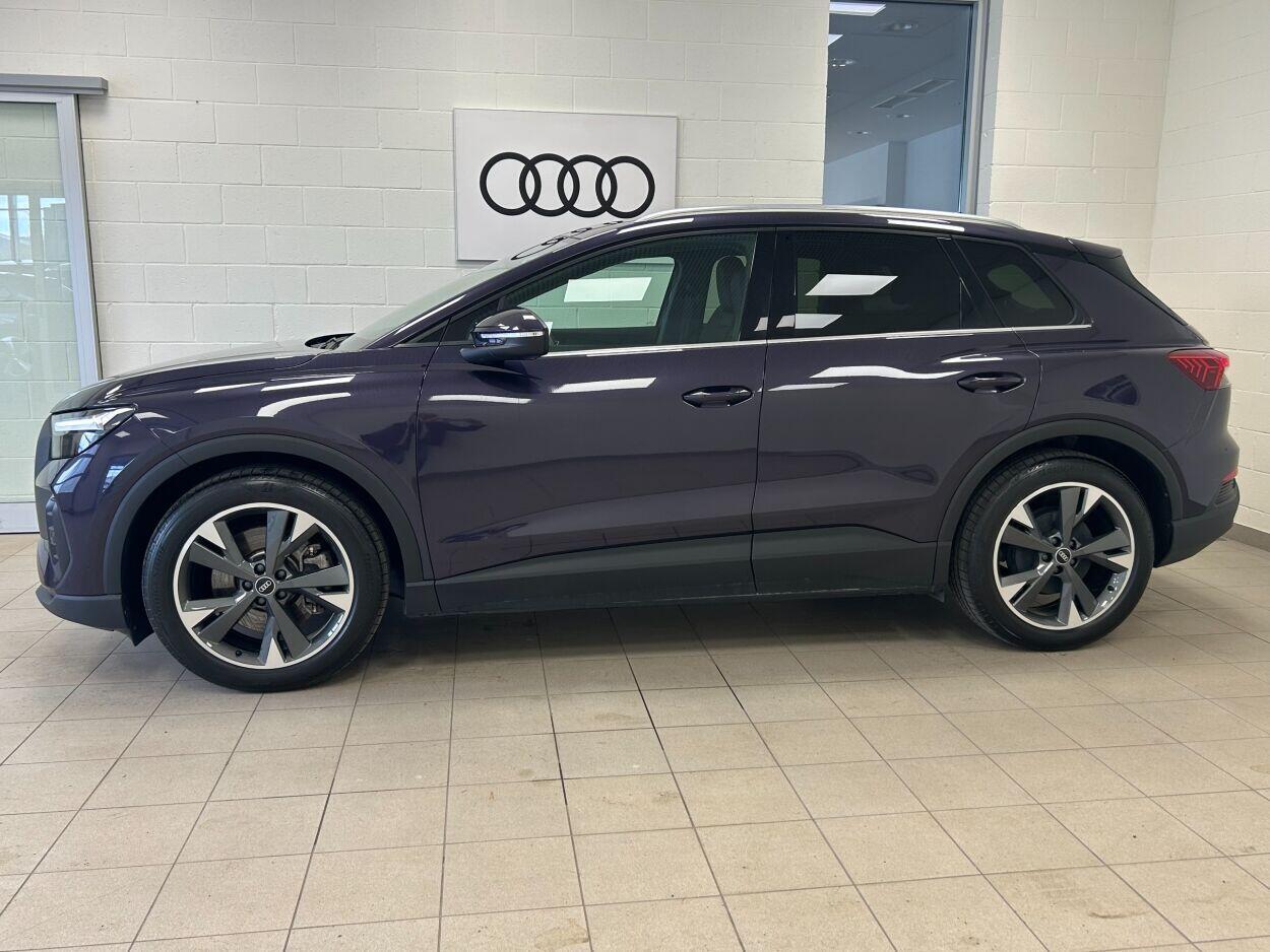 Audi Q4 e-tron 2022, photo 4/10