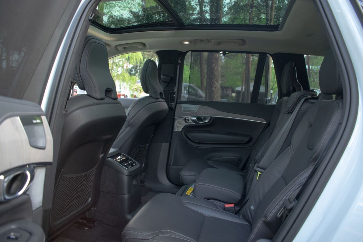 Volvo XC90 2024, photo 4/18