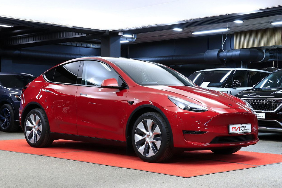 Tesla Model Y, 2021, 153 kW, электричество, автомат, полный привод
