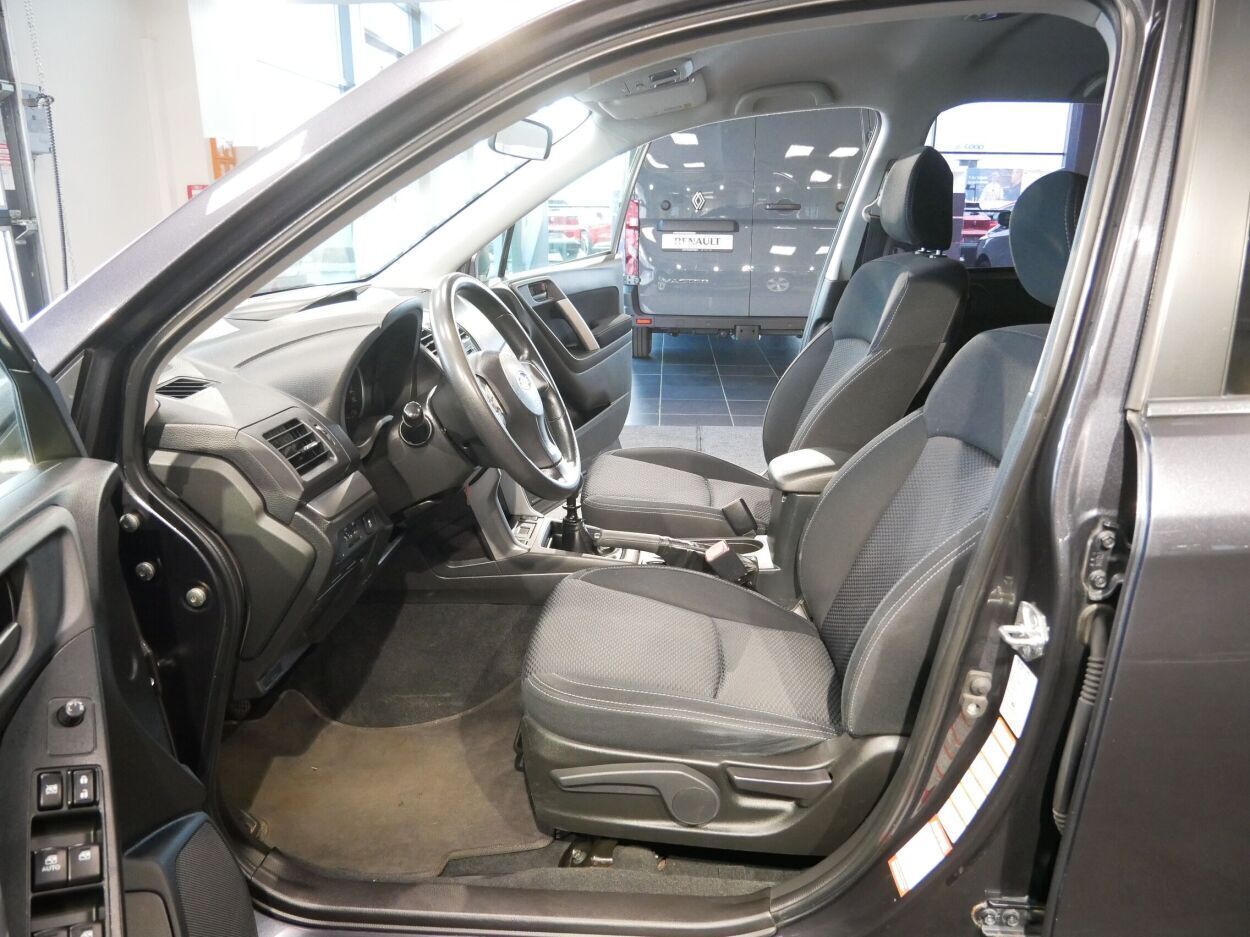 Subaru Forester 2.0 108kW 2014, kuva 6/12