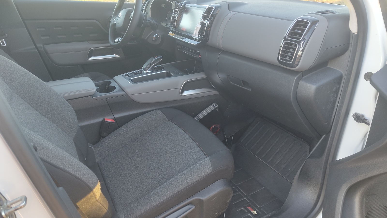 Citroën C5 Aircross 2019, photo 6/8
