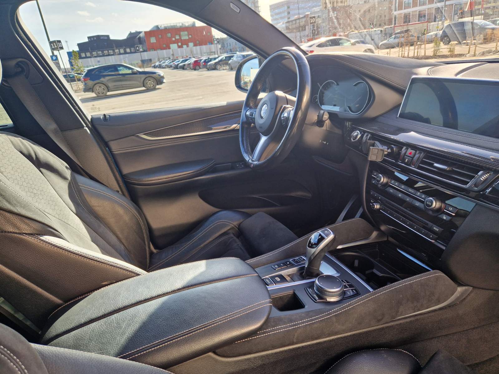 BMW X6 2018, kuva 3/4
