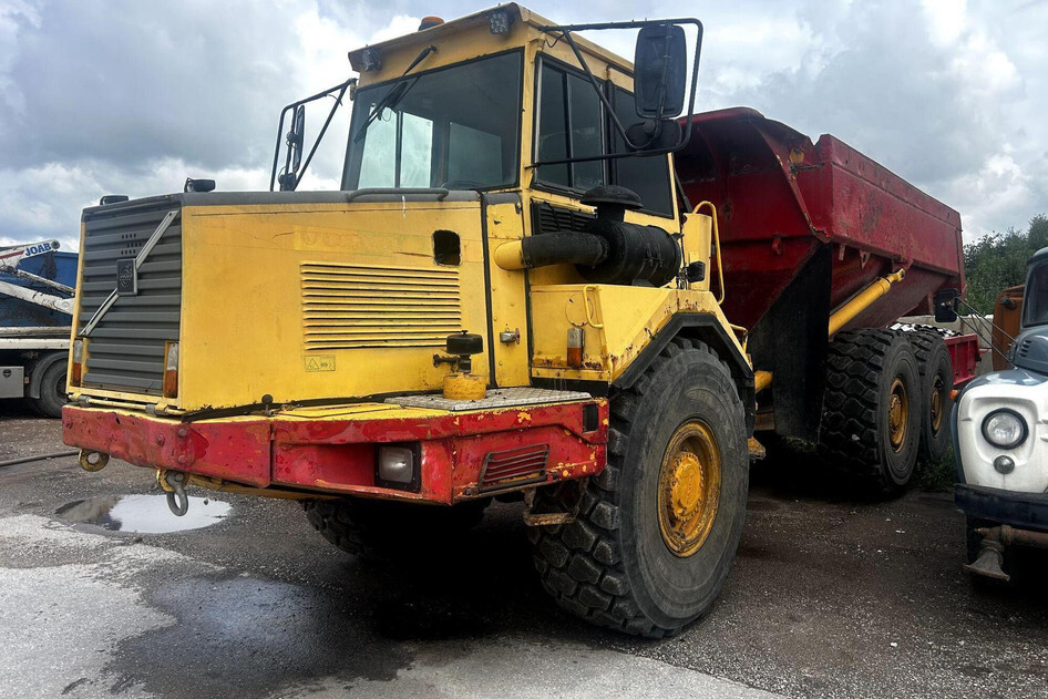 Volvo A25C, 187 kW, дизель