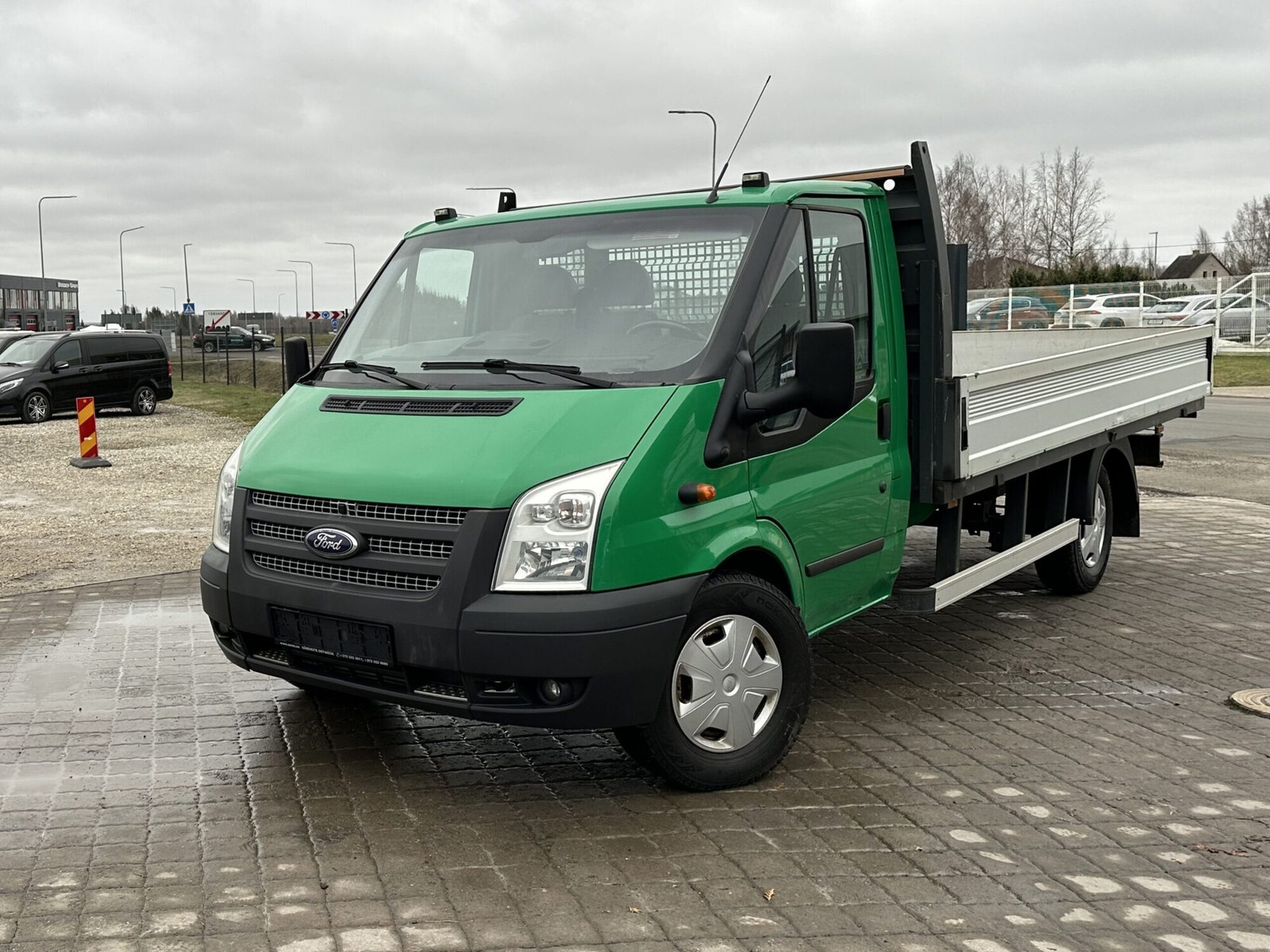 Ford Transit 2013, kuva 2/16