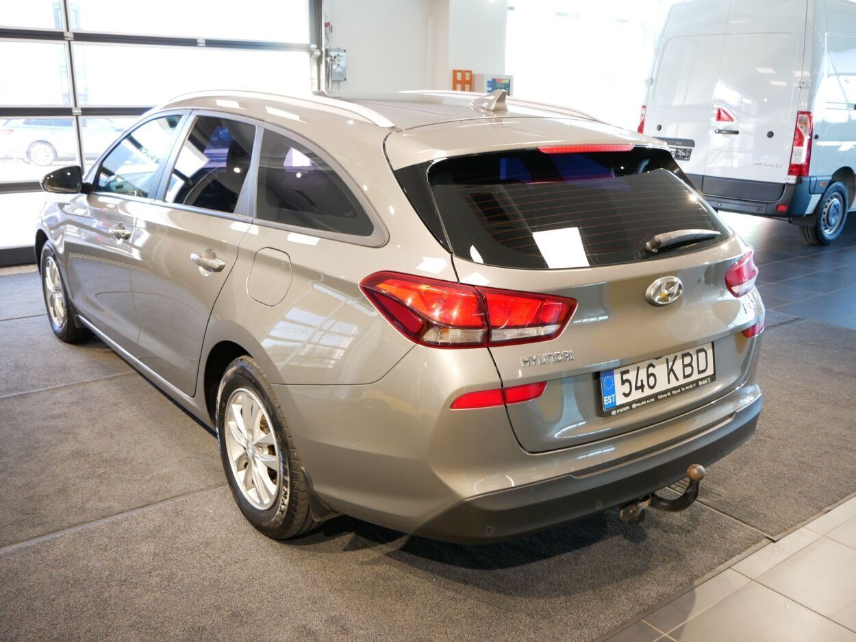 Hyundai i30 2020, photo 4/12