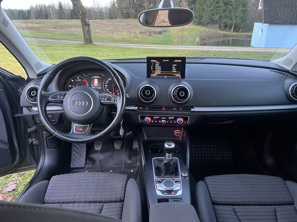 Audi A3 2015, photo 6/6