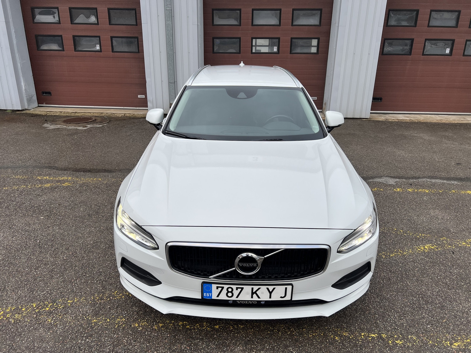 Volvo V90 2017, kuva 7/20