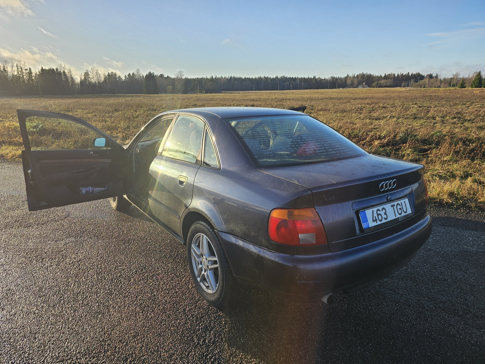 Audi A4 1995, photo 3/6