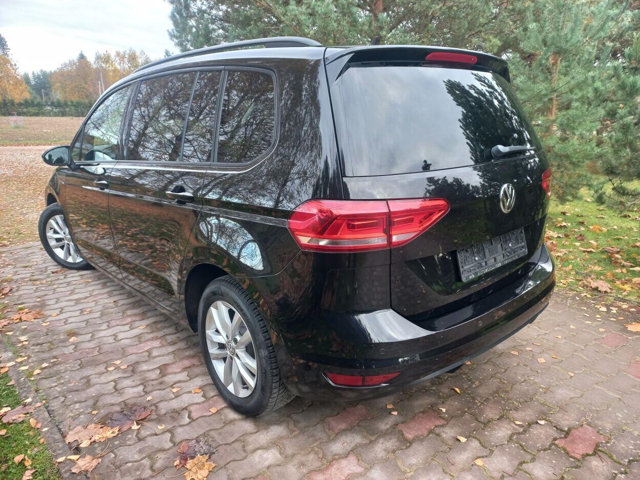 Volkswagen Touran 2016, photo 3/9